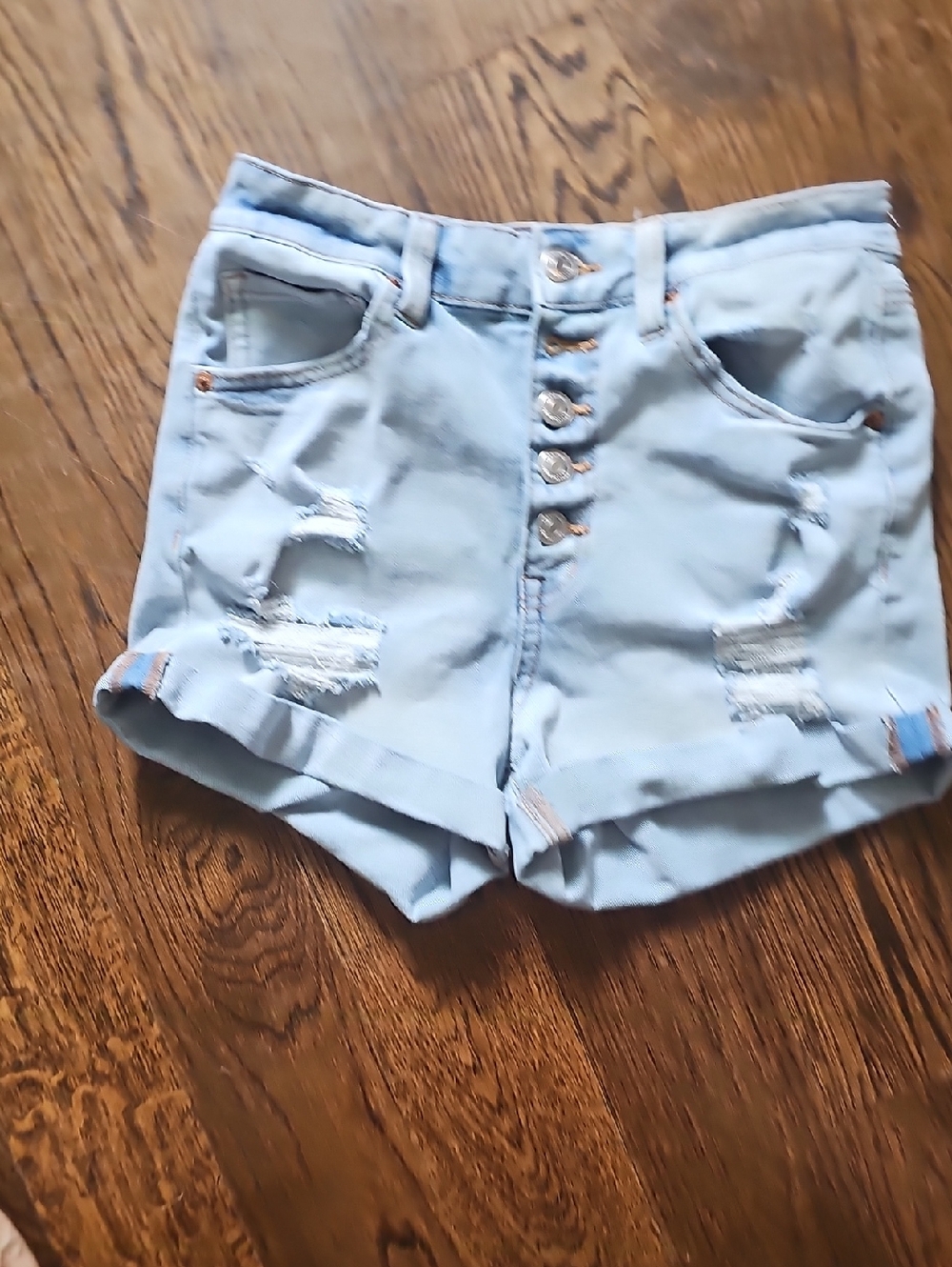 Aero super High-Rise Light Blue Distressed Denim Shorts